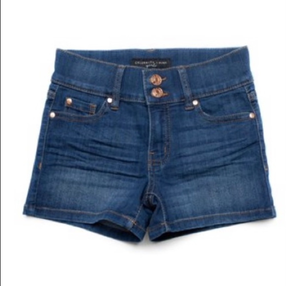 Size 14 girls, stretch shorts, brand new.